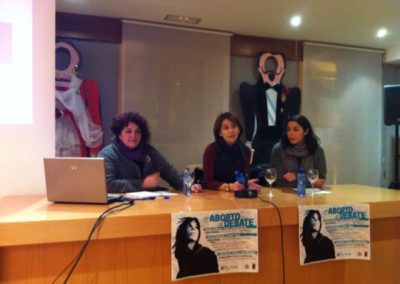 Charla-café Os dereitos sexuais e reprodutivos a debate, con Lola Ferreiro - Febreiro do 2014, Ribadeo-1